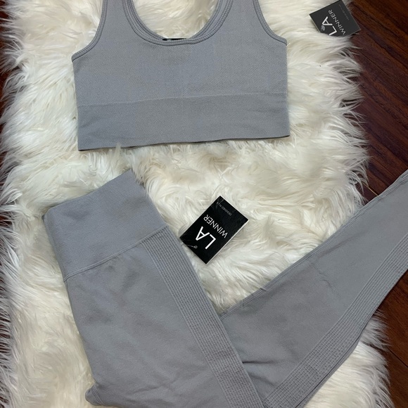 Seamless ribbed workout set - Picture 4 of 7